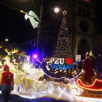 Segundo desfile de "Natal dos Sonhos" de Orleans ganha simpatia do público