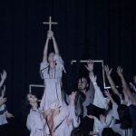 Teatro Municipal Elias Angeloni lotado de jovens no Retiro Vinde e Vede