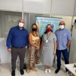 Programa Novos Caminhos doa computadores para entidades de acolhimento em Içara e Urussanga