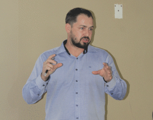 Controle de mosquito borrachudo é tema de formação realizado pela prefeitura de Orleans