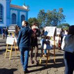 Exposição fotográfica “Memória de uma Escola" foi realizada na comunidade de Barracão em Orleans