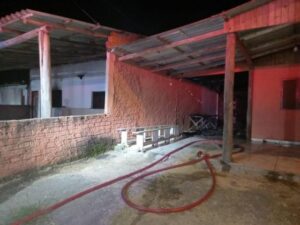 Duas casas pegam fogo em Morro da Fumaça