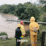  Equipe Cegero segue firme com os trabalhos para restabelecimento da linha de distribuição na SC-108