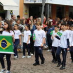 Urussanga: desfile cívico marca a celebração do Bicentenário da Independência do Brasil 