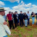Acadêmicos de Agronomia fazem visita técnica à matriz da Coopercampos em Campos Novos