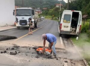 Governo Municipal realiza mudanças em lombadas em Urussanga