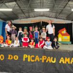 Dia Nacional do Livro Infantil é comemorado com peça de teatro na Escola Meta