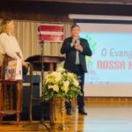 Congresso da Associação Batista Leta do Brasil leva ensaio de Coral para a praça em Orleans