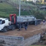 Em andamento obras de pavimentação na localidade de Rio Belo