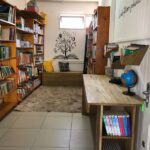 Biblioteca em Armazém é revitalizada e ganha espaço de leitura por acadêmica de Pedagogia do Unibave