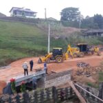 Em andamento obras de pavimentação na localidade de Rio Belo