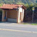 Vereadora solicita manutenção em parada de ônibus de Cocal do Sul
