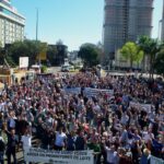 Manifestação em Chapecó reúne produtores de leite para reivindicar melhorias no setor