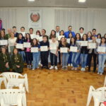 Acadêmica de Letras e Artes de Siderópolis premia vencedores do concurso literário