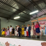 Teatros, apresentações, palestras e brincadeiras na programação do mês da criança na escola Meta de Orleans