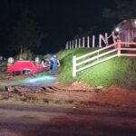 Motorista morre após capotar carro em Braço do Norte Motorista morre após capotar carro em Braço do Norte