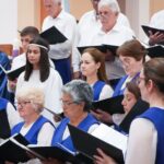 Coral São Marcos encena "Oratório de Natal" e emociona o público com o projeto “Fé e Música” em Orleans