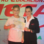 Evento na Escola Meta premia os 40 alunos medalhista da Mobfog e Oba