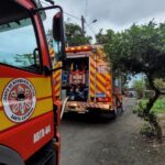 Bombeiros são acionados para combater incêndio em residência em Lauro Müller Bombeiros são acionados para combater incêndio em residência em Lauro Müller