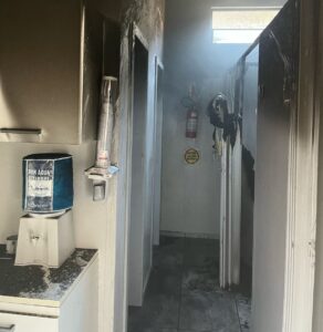 Incêndio atinge laboratório em Orleans