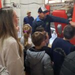 Tecnologia de produção leiteira encanta crianças do Sanitarista Junior em Braço do Norte