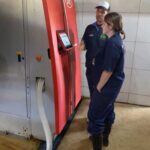 Tecnologia de produção leiteira encanta crianças do Sanitarista Junior em Braço do Norte