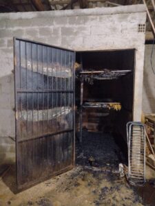 Incêndio atinge estufa de fumo em Orleans Incêndio atinge estufa de fumo em Orleans