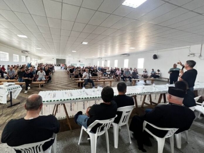 39f69ce7-1a46-42c2-bfe3-ad5a248774f0