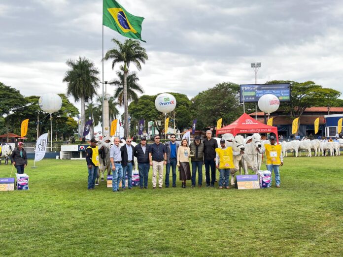 CASA-BRANCA-faz-a-Grande-Campea-Nelore-e-o-Melhor-Expositor-da-Expoinel-em-Uberaba-credito-divulgacao