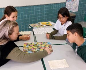 Cidasc leva Projeto Sanitarista Junior a alunos de Lauro Müller com aula sobre Influenza Aviária