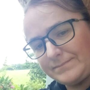 Mulher morre atropelada por ônibus escolar em Rio Fortuna