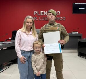 Cabo da PM é homenageado por salvar vida em São Ludgero