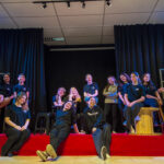 Semana Cultural do Teatro Jônatas João leva a cidade de Cocal do Sul a uma viagem “De Volta no Tempo”