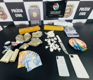 Polícias Civil e Militar deflagram operação contra o tráfico de drogas em Tubarão