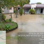 Chuva provoca acúmulo de água em ruas de Lauro Müller nesta sexta-feira 13 Chuva provoca acúmulo de água em ruas de Lauro Müller nesta sexta-feira 13