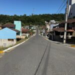 Orleans inicia serviços de sinalização e repintura viária nos bairros