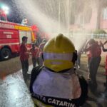 CBMSC forma primeira turma do Bombeiro Mirim adaptada para alunos da Apae em Orleans